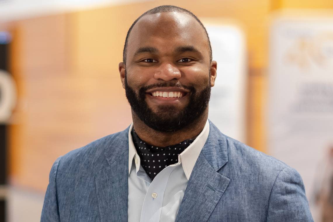 Myron Rolle, 35, is a former NFL safety turned neurosurgeon. After spending three seasons with the Tennessee Titans and failing to make the Pittsburgh Steelers’ roster in 2012, Rolle decided to pivot to his Plan B: neuroscience.