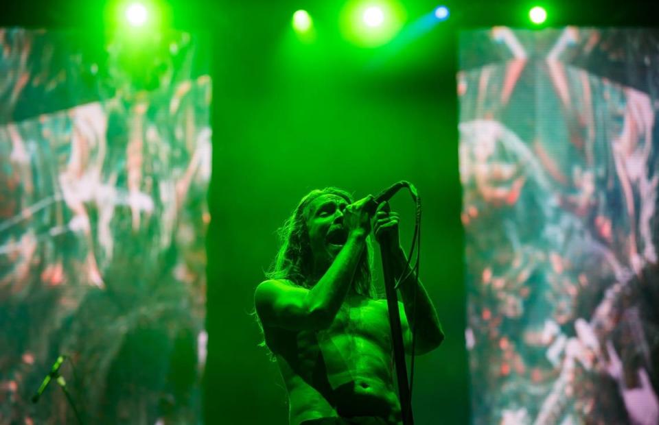 Incubus lead singer Brandon Boyd belts out on the first day of Aftershock music festival on Thursday.