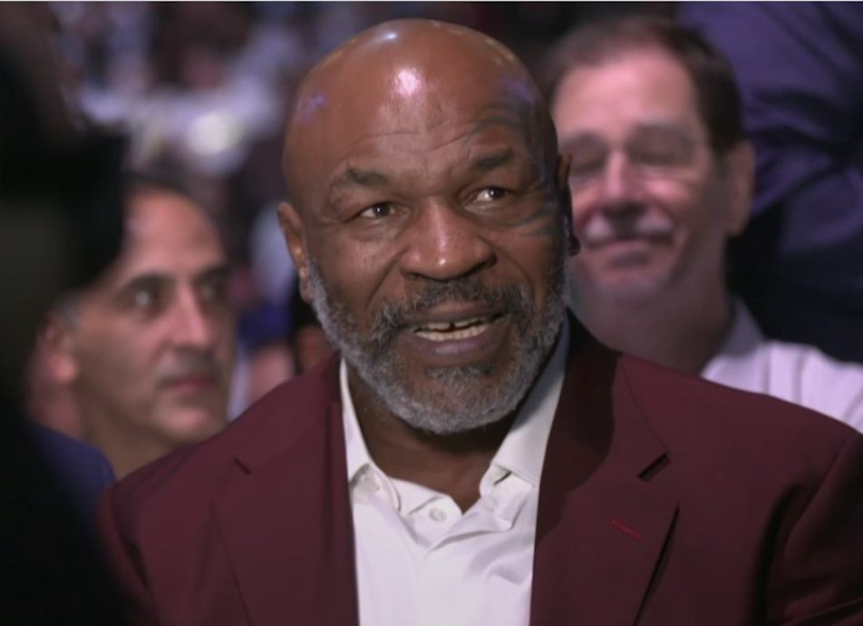 Mike Tyson at ringside for Canelo vs Plant (BT Sport Box Office)