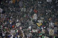 Juventus fans before the game Reuters / Sergio Perez