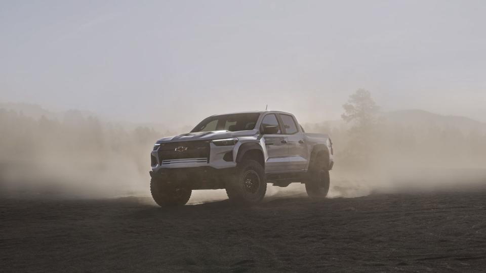 front 34 shot of the colorado zr2 bison in the desert