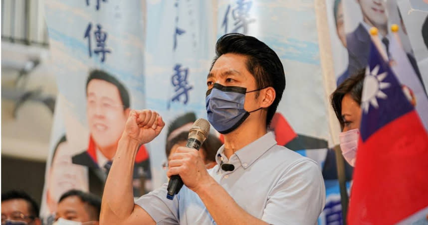 國民黨台北市長參選人蔣萬安日前提醒，今年台灣上半年赴柬人數及未歸人數，比去年同期多，卻遭綠營駁斥。（圖／蔣萬安辦公室提供）