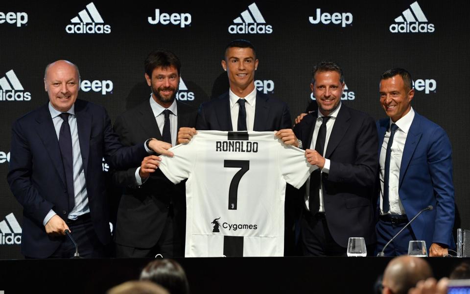 Cristiano Ronaldo is unveiled by Juventus - Juventus FC