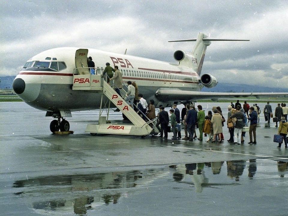 Passengers boarding a PSA aircraft in 1971.