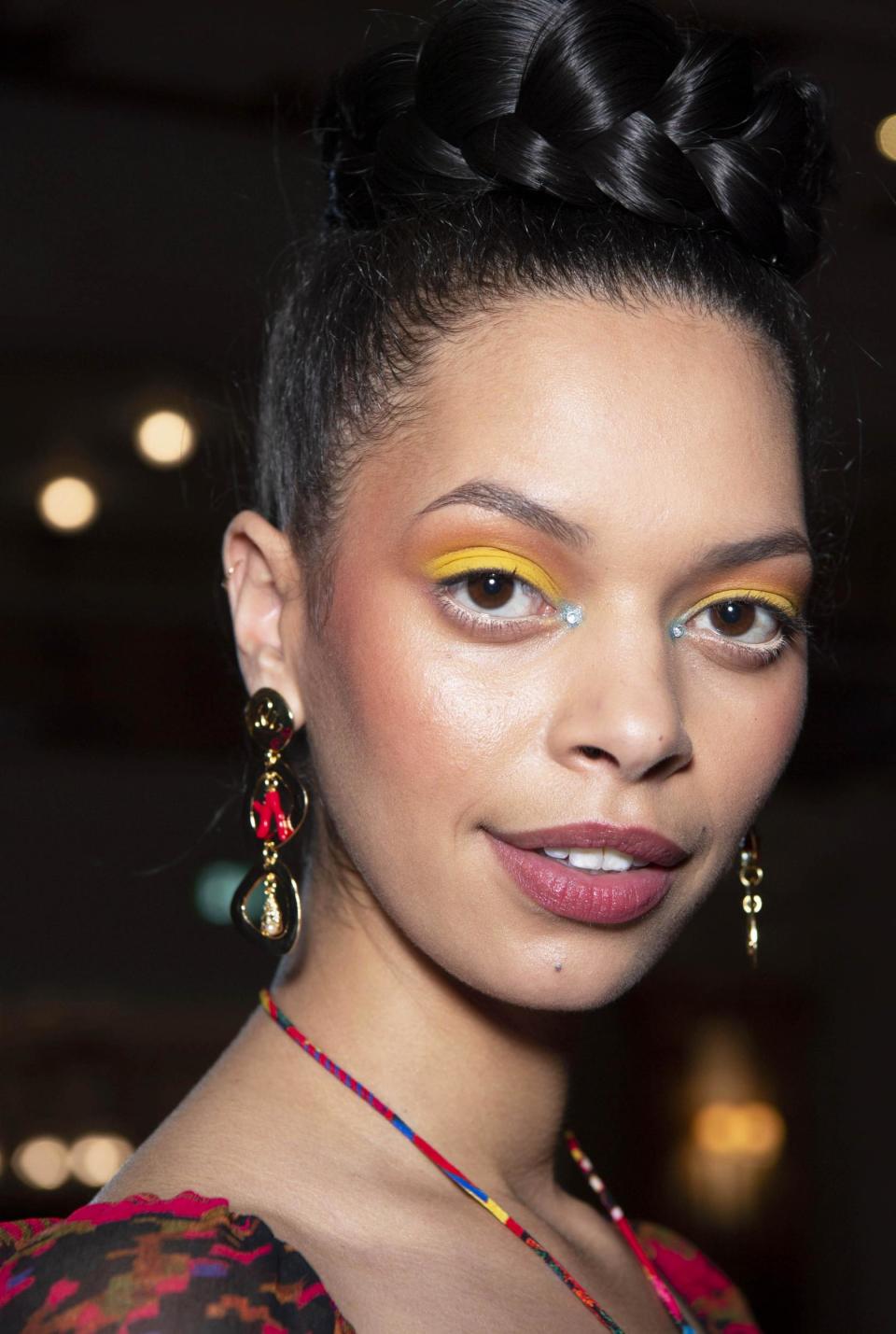 Vibrant eyes backstage at Rixo (Rixo)