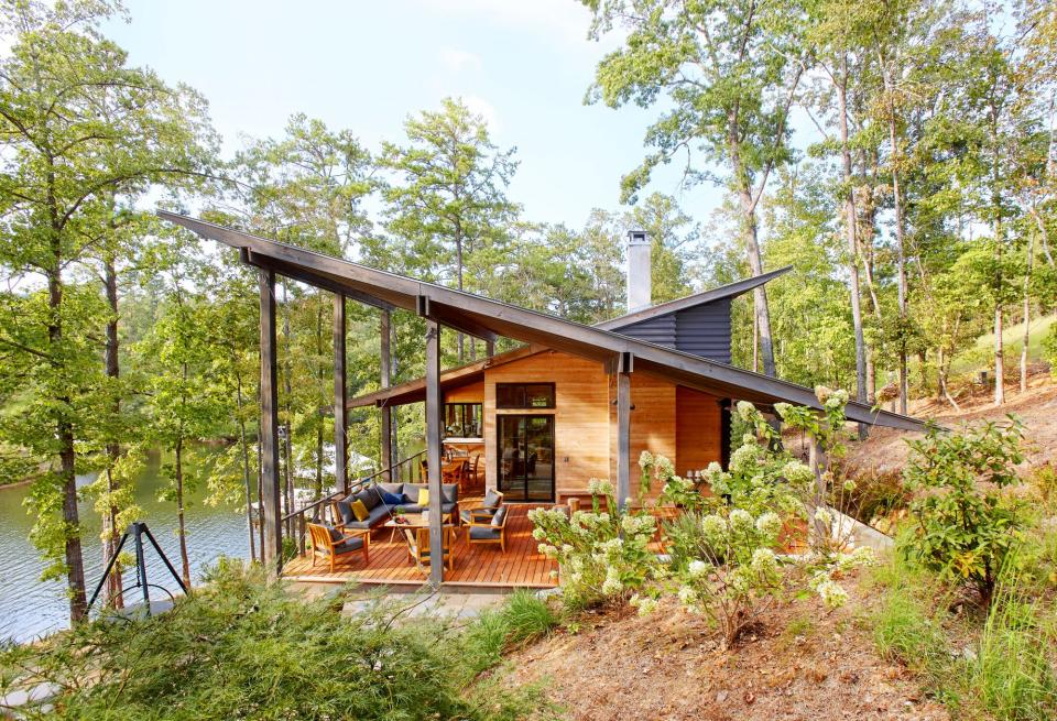 This Alabama Lake House Is Designed For Laid-Back Living