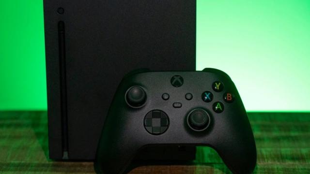 Microsoft Is Dropping Support for 'Unauthorized' Xbox Controllers