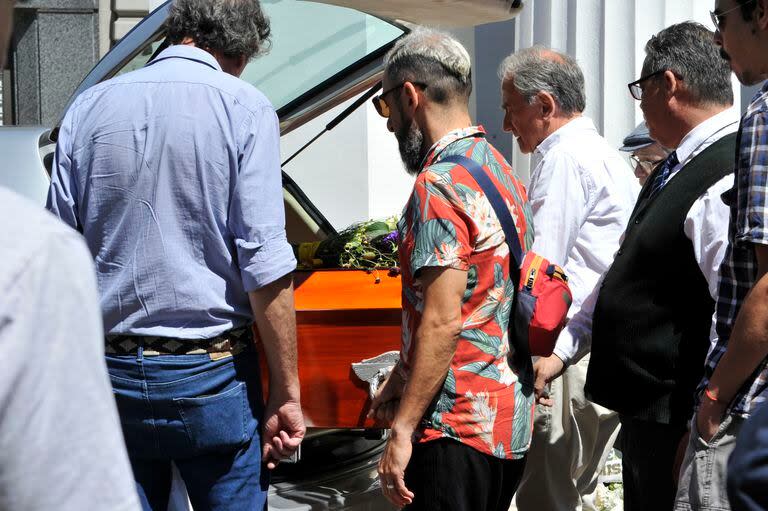 En fotos: los restos del actor Aldo Pastur fueron despedidos por familiares, colegas y amigos en la Chacarita