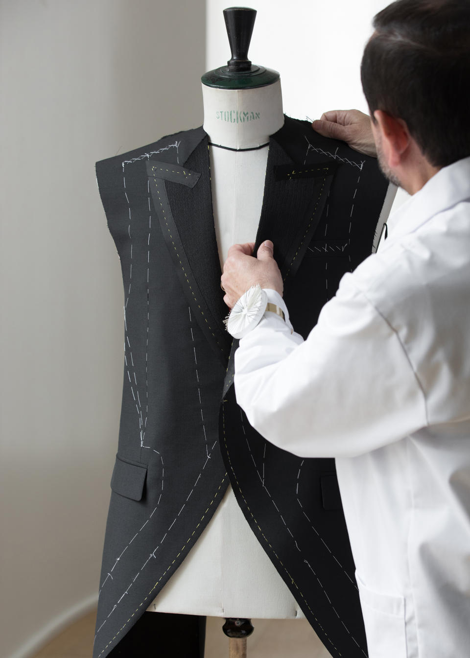 The savoir-faire of Dior's bespoke three-piece suit. (PHOTO: Sophie Carre & Laora Queyras/Dior)