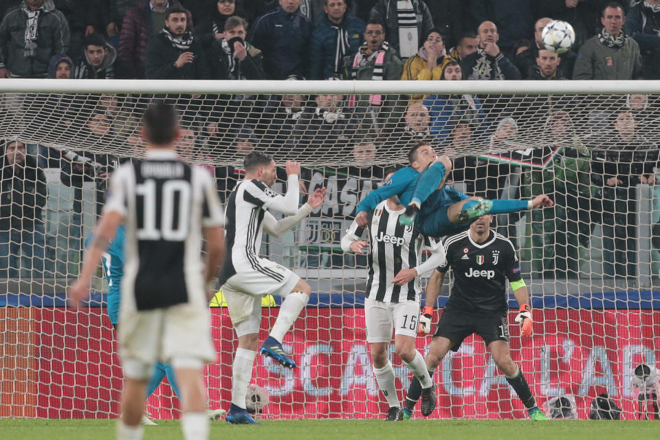 Cristiano Ronaldo’s bicycle kick goal. (Getty)