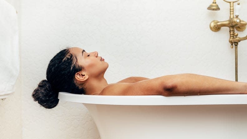 Multiple studies and experts have addressed the benefits of bathing in warm water.