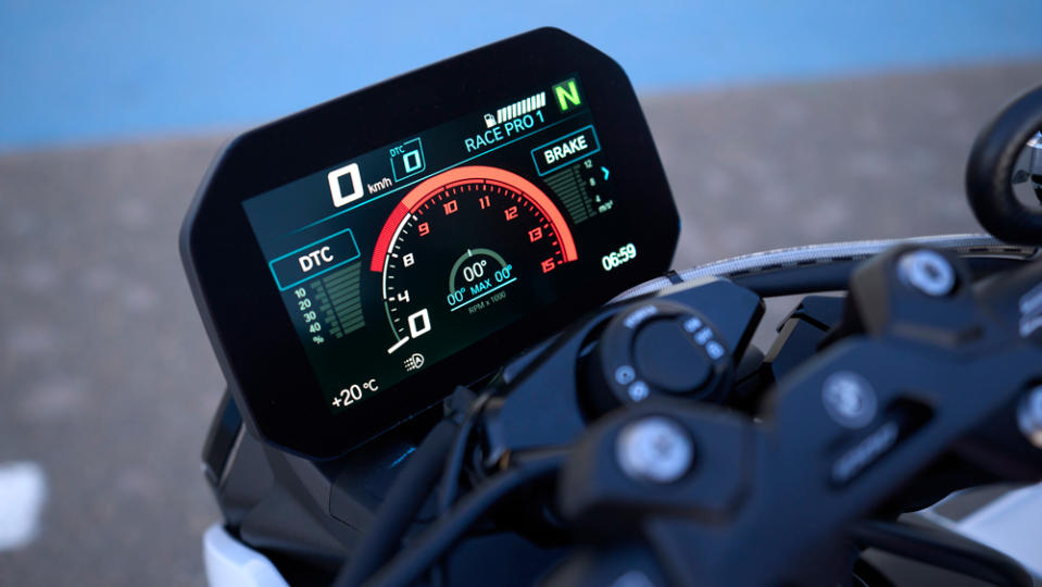 The 2023 BMW M 1000 R naked bike's 6.5-inch TFT dash.