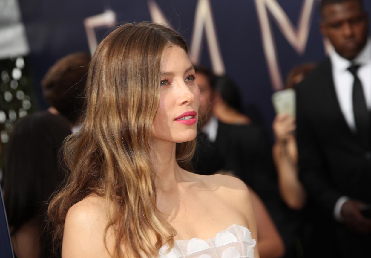 Jessica Biel attends the 70th Emmy Awards at Microsoft Theater on September 17, 2018 in Los Angeles, California. (Photo by Dan MacMedan/Getty Images)