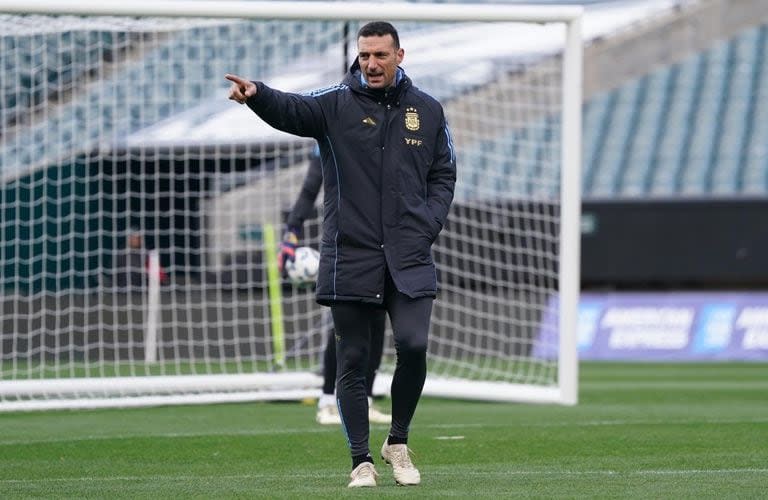 Lionel Scaloni durante uno de los ensayos del seleccionado en Filadelfia