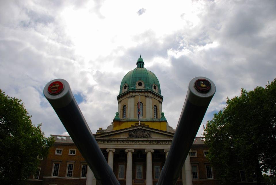 Fachada del Museo Imperial de la Guerra de Londres