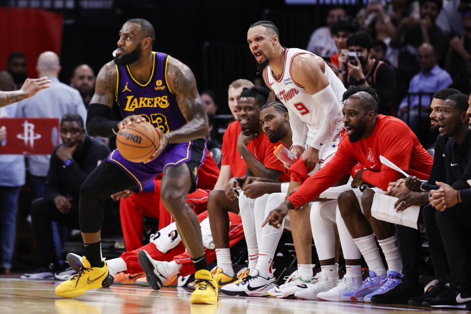 對於這個陰魂不散的Dillon Brooks，LeBron James還是不吝給予稱讚。（NBA Photo by Carmen Mandato/Getty Images）