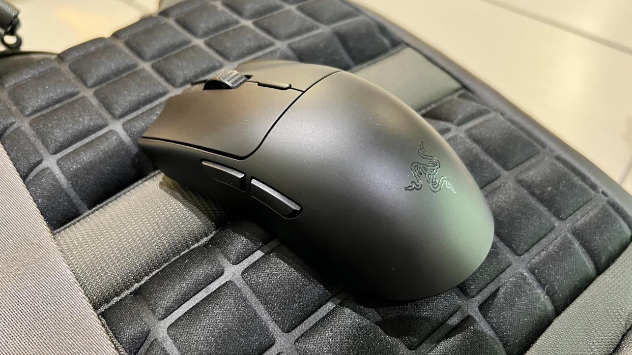  Razer Viper V3 Hyperspeed  