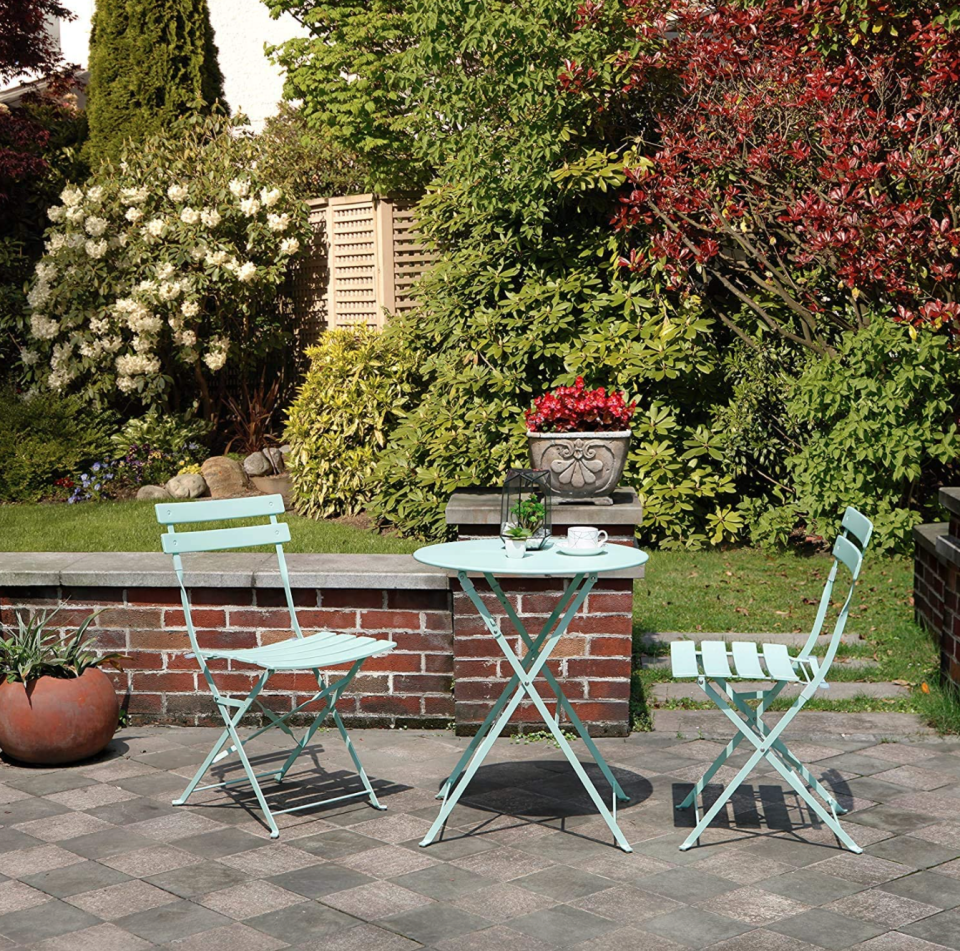 Aoboco 3-Piece Patio Set in Mint Green (Photo via Amazon)