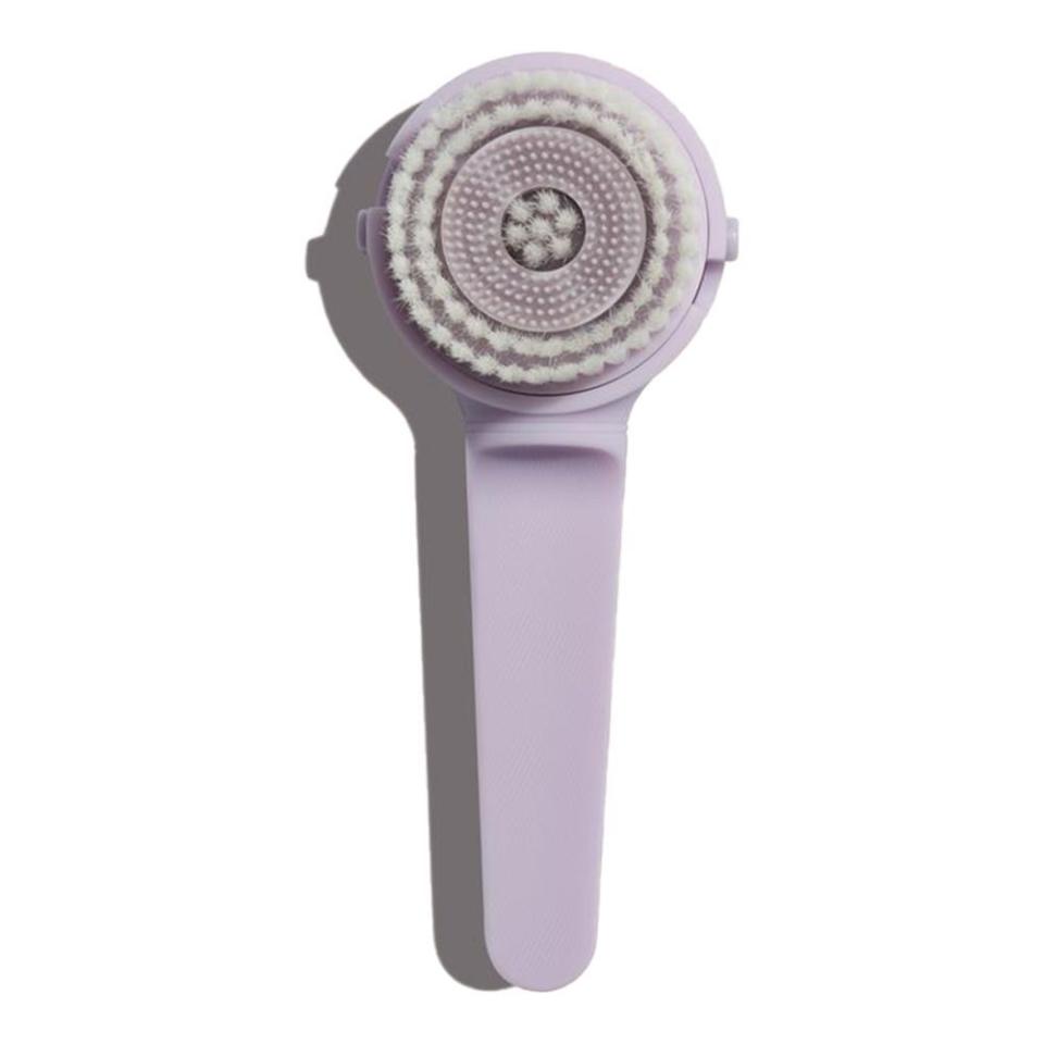 7) Cleansing Brush