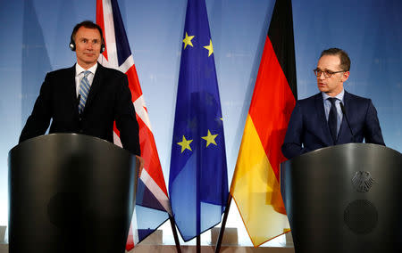 German Foreign Minister Heiko Maas and Britain's Foreign Secretary Jeremy Hunt give a statement to the media in Berlin, Germany, February 20, 2019. REUTERS/Fabrizio Bensch