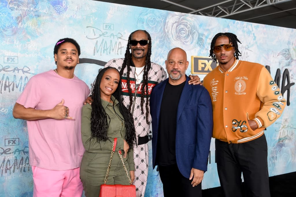 Corde Broadus, Shante Broadus, Snoop Dogg, Allen Hughes and Cordell Broadus at the premiere of "Dear Mama" held at The Ted Mann Theater on April 18, 2023 in Los Angeles, California.