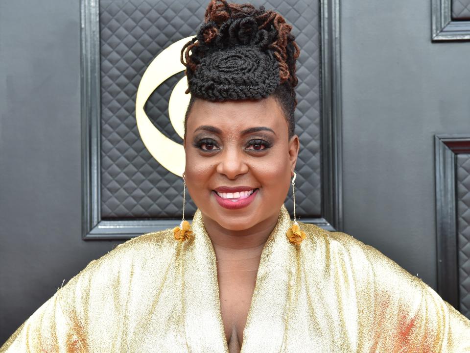 Ledisi.