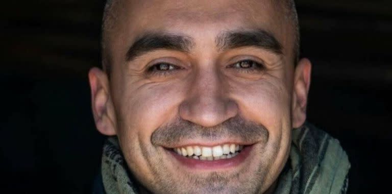 Asesinaron en Kiev a un periodista que se había unido al ejército.