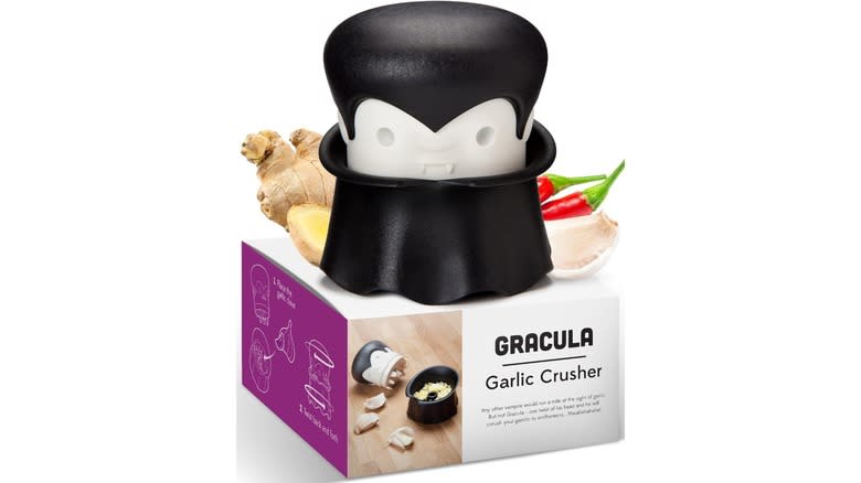 Vampire garlic press