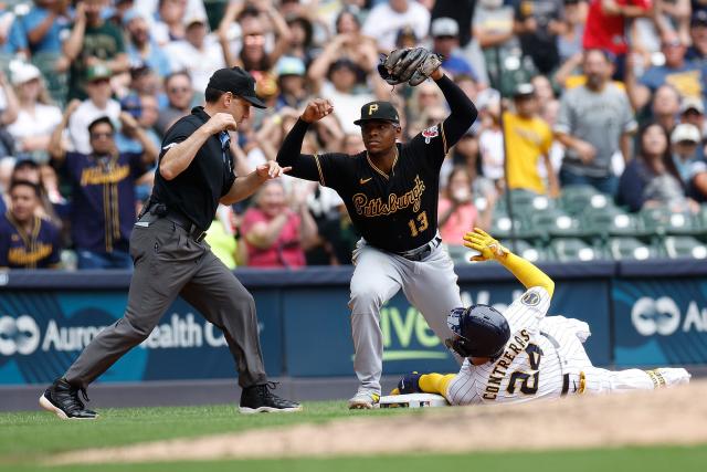 Brandon Woodruff strikes out nine Pirates in Brewers win