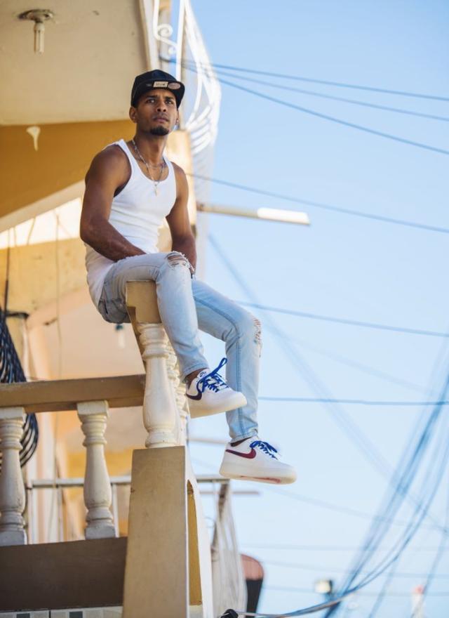 Adolescente cinta Ficticio The Six “Dominican Yorkers” Behind Nike's 'De Lo Mio' Campaign Share Their  Inspirations