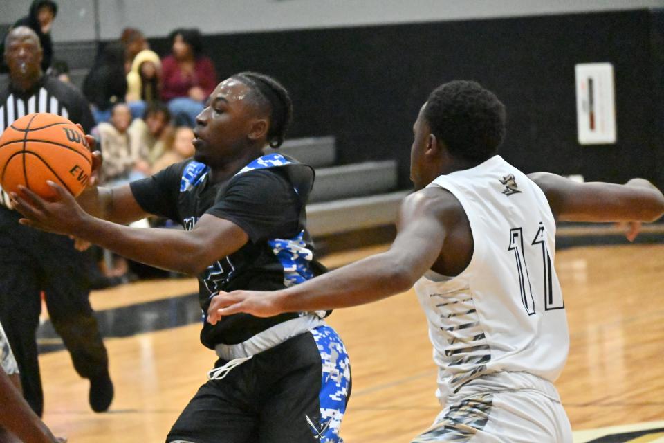 Area star Karl Knighten Jr. chose to play at Matanzas, his brother's alma mater, his senior year.