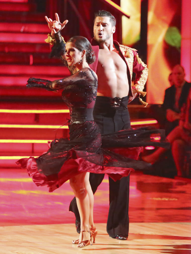 Kelly Monaco and Valentin Chmerkovskiy (10/8/12)