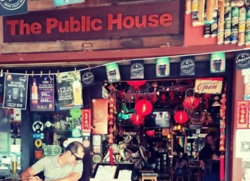 old school pubs - the public house exterior