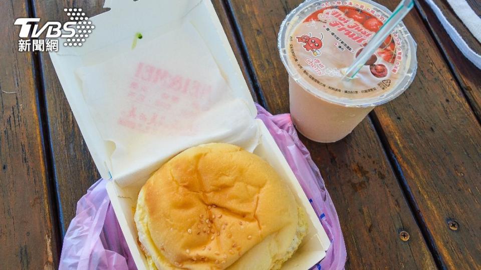 吃完早餐後食用B群可以讓精神好。（示意圖／shutterstock達志影像）