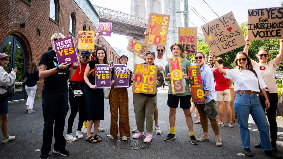 More than 350 people walked across Brooklyn Bridge in New York to call for a Yes vote in the Australian Voice referendum. - Jonathan PIlkington/YES Campaign