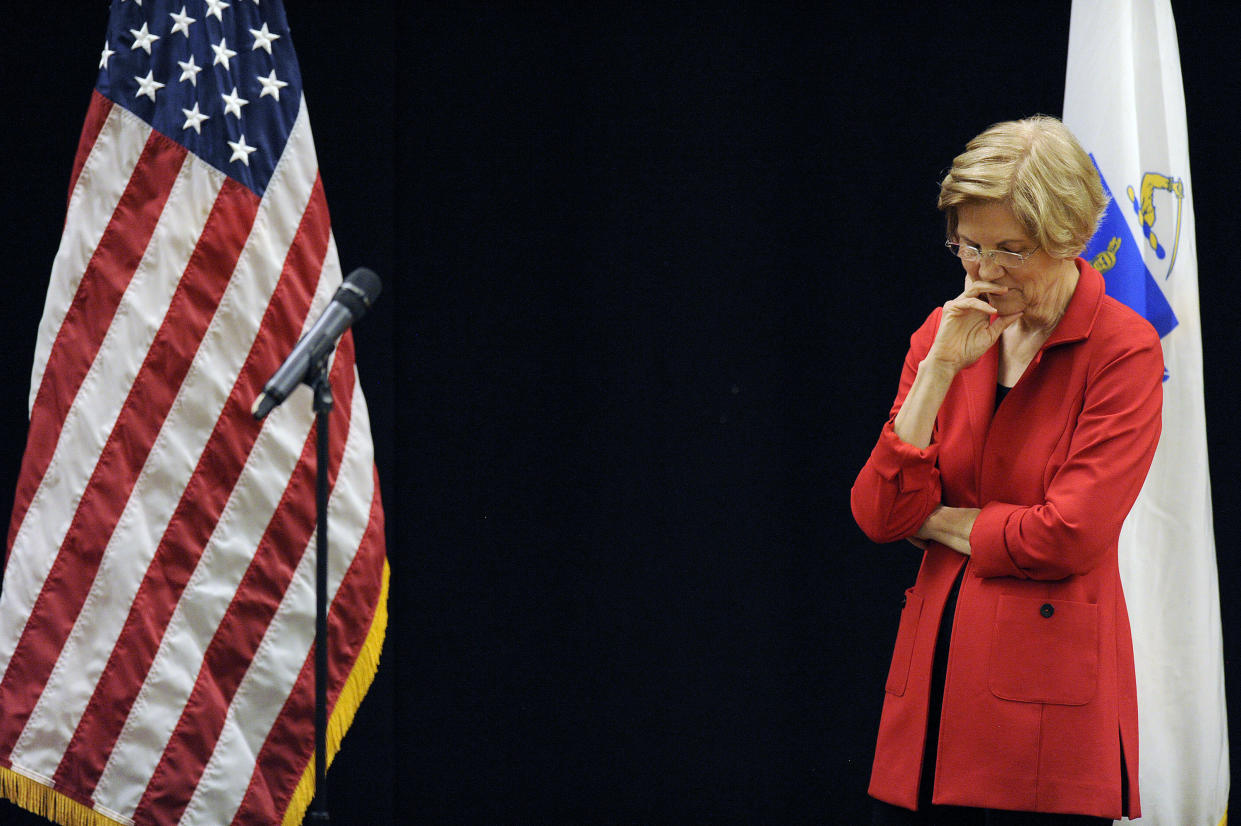 U.S. Senator Elizabeth Warren (D-MA) takes questions during a town hall meeting on Oct. 13, 2018. (JOSEPH PREZIOSO via Getty Images)