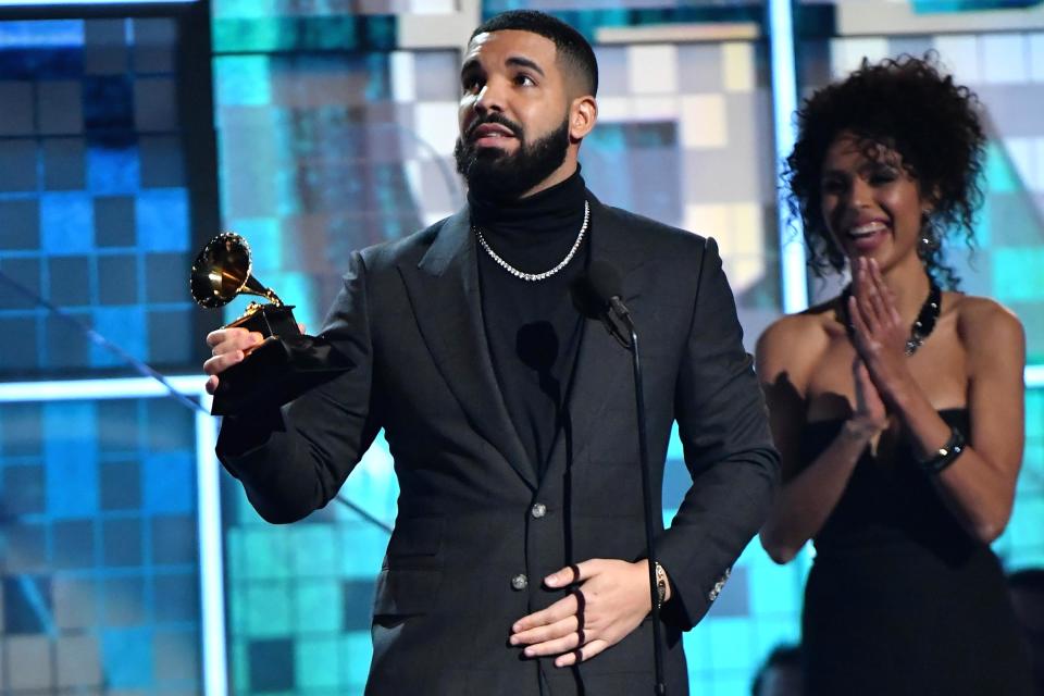 Drake shows up to accept Best Rap Song award