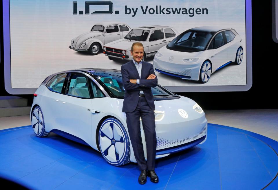 <p>Volkswagen I.D.<br>This concept was one of the many electric vehicles on display at the exhibition. Volkswagen plans to power the car with a 167-horsepower electric motor, which has a range of 400-600 km, according to Autoguide.com. <br>(REUTERS/Jacky Naegelen) </p>