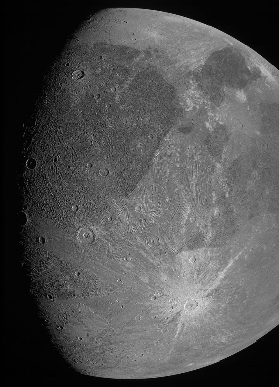 ganymede jupiter moon juno photo close up