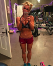 <p>Need motivation to hit the gym? Then check out this shot of Brit Brit’s fab abs, as she proves she’s “staying focused.” (Photo: <a rel="nofollow noopener" href="https://www.instagram.com/p/BYJ4JaXFzZj/?taken-by=britneyspears" target="_blank" data-ylk="slk:Britney Spears via Instagram;elm:context_link;itc:0;sec:content-canvas" class="link ">Britney Spears via Instagram</a>) </p>