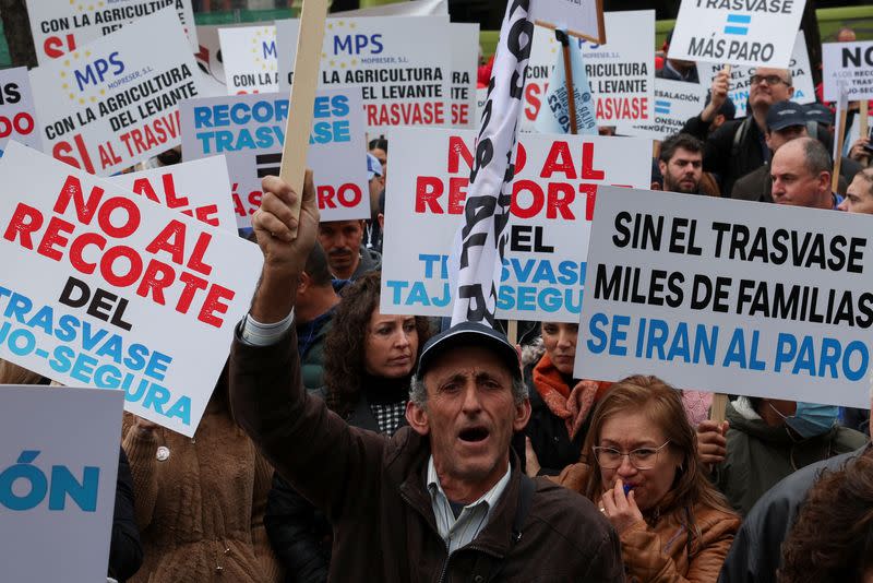 Protest against decision to increase the environmental flow of the Tagus River, in Madrid