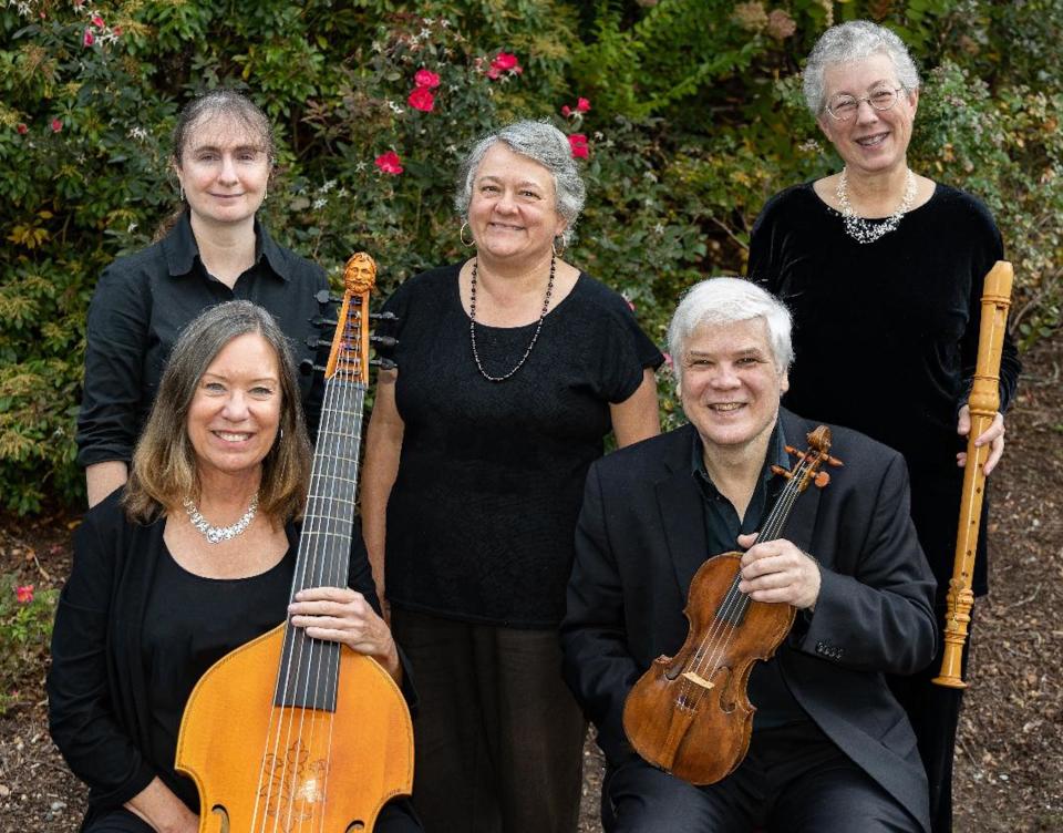 Members of Courante Baroque will be playing with Cape soloist Joan Kirchner.
