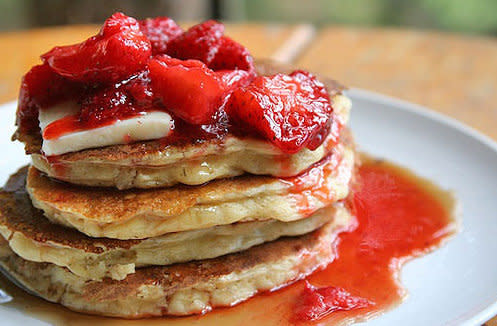 <strong>Get the <a href="http://www.simplyrecipes.com/recipes/dees_oatmeal_pancakes/" target="_blank">Oatmeal Pancakes recipe</a> by Simply Recipes</strong>
