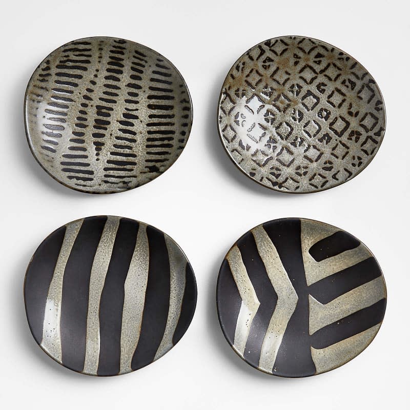 Didi Ketoa Black and White Terracotta Appetizer Plates