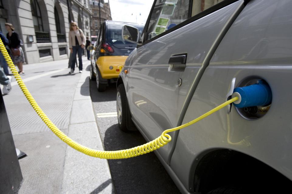 E-car revolution in London ‘requires thirteen-fold charging point boost'