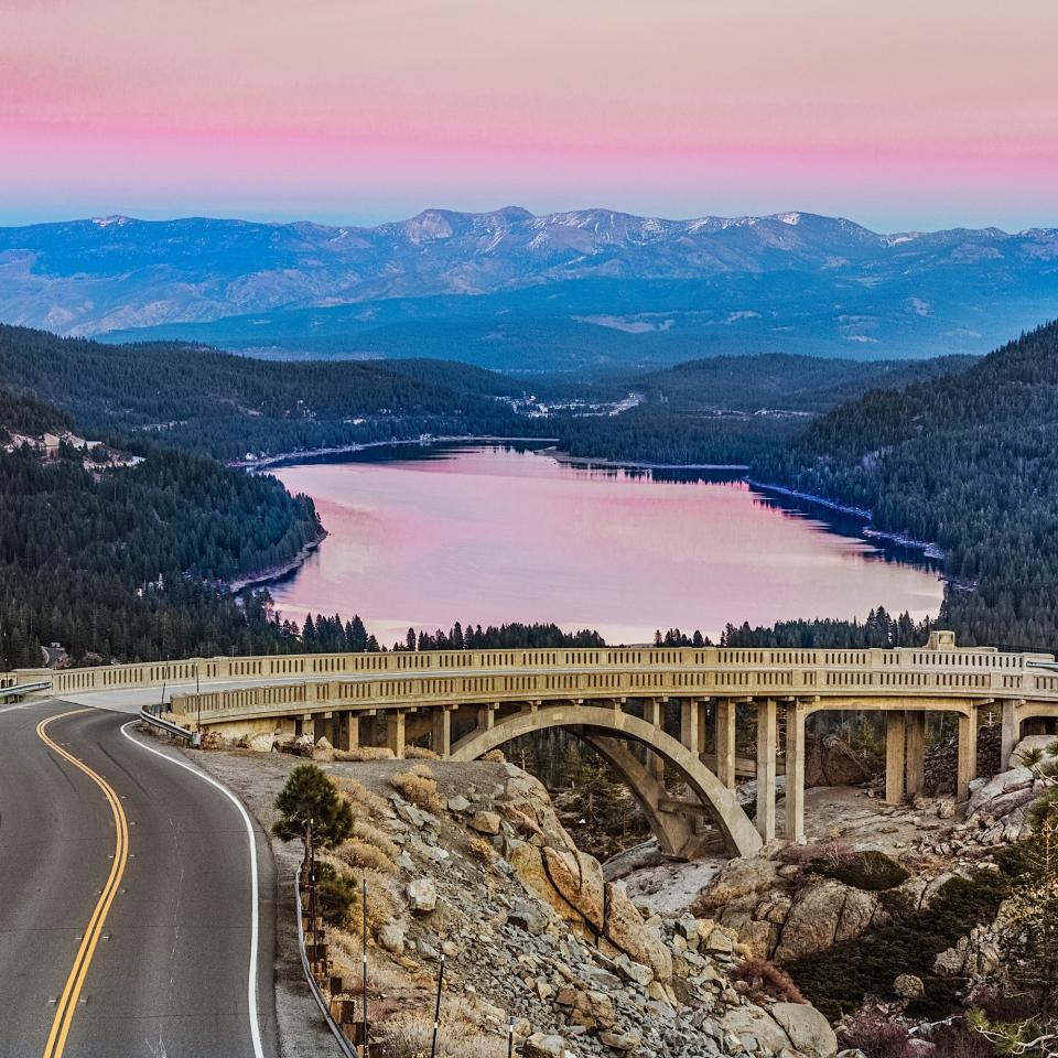 This Sierra Nevada mountain town has become less sleepy with an influx of remote workers who come for the natural beauty and creative community. Here’s where to go.