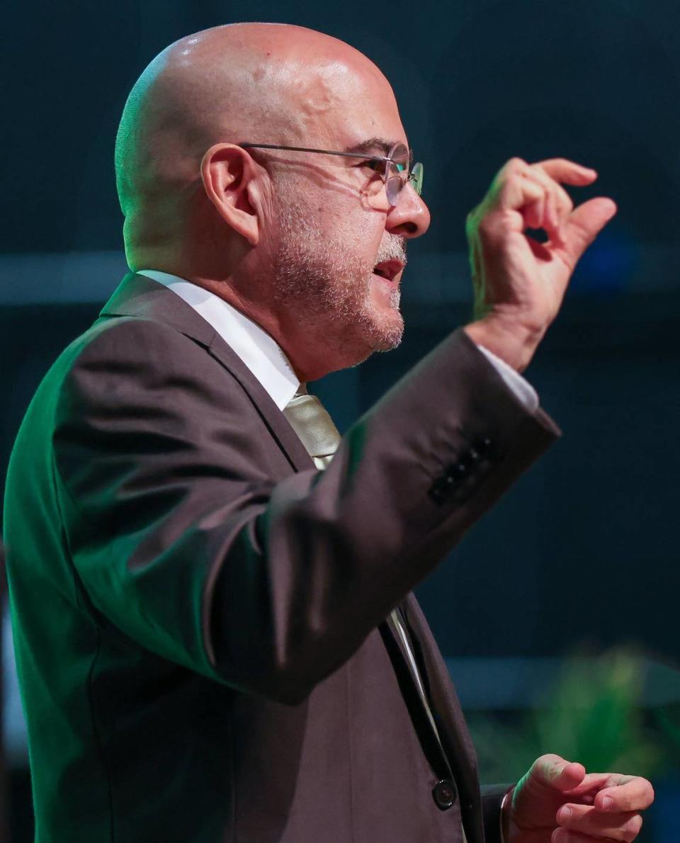 Miami-Dade Schools Superintendent Jose Dotres welcomes about 450 new teachers at the new teacher orientation at Hialeah Gardens Senior High on Monday, Aug. 7, 2023. Carl Juste/cjuste@miamiherald.com