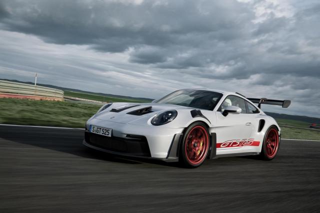 ESSAI - Porsche 911 GT3 RS (2022) : une RS de circuit, faite pour la route