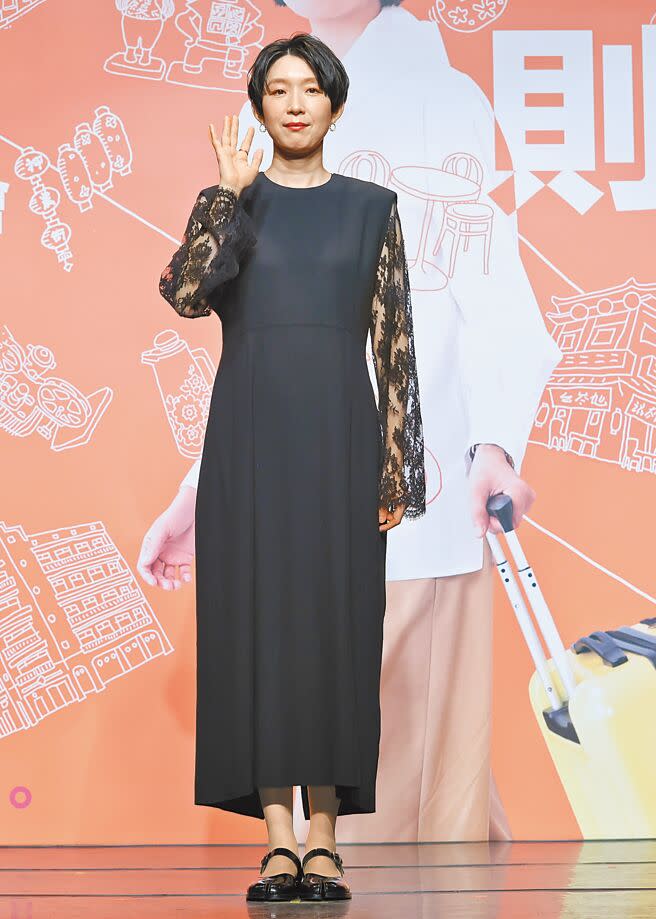 日本女星江口德子來台，2日宣傳新戲《獨活女子的守則4-台灣篇 》。（陳俊吉攝）