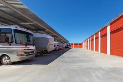 U-Haul of Lake Ozark, scheduled for completion in 2026, will provide 170 covered spaces for RV, boat and vehicle storage, 800 climate-controlled indoor storage rooms, and 180 drive-up storage units.